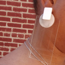 Load image into Gallery viewer, Minimalist clear Acrylic Earrings (pierced ears)
