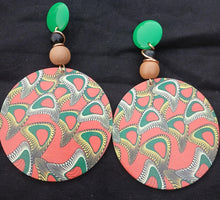 Load image into Gallery viewer, Afrocentric Ankara print Clip on Earrings
