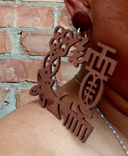 Load image into Gallery viewer, Extra large Adinkra Symbol Clip On Earrings
