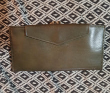 Load image into Gallery viewer, Vintage 1960s Princess Gardner Mid Century Modern Leather Kisslock Wallet Rare
