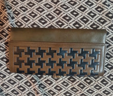 Load image into Gallery viewer, Vintage 1960s Princess Gardner Mid Century Modern Leather Kisslock Wallet Rare
