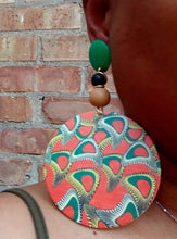 Load image into Gallery viewer, Afrocentric Ankara print Clip on Earrings
