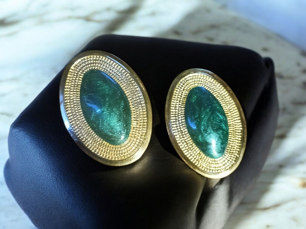 Vintage large enameled medallion clip on studs 1980s