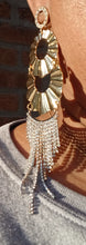 Load image into Gallery viewer, Glam gold metal and rhinestone clip on chandelier earrings
