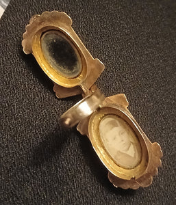 Victorian 10K Solid Rose Gold Decorated With Black Onyx and Carnelian Agate Pocket Watch Fob, Locket, Pendant. total weight 12 Grams