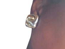 Load image into Gallery viewer, vintage chunky Gold and silver acrylic clip on studs
