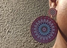Load image into Gallery viewer, Abstract boho design Clip on earrings

