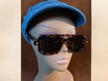 Load image into Gallery viewer, Modern Chic Shades
