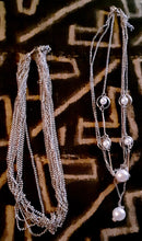 Load image into Gallery viewer, Pearl and Chains collar Necklace
