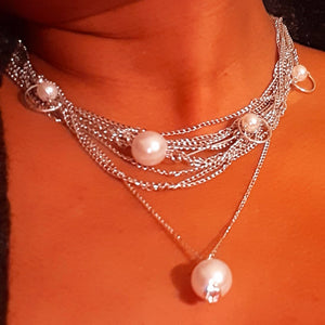 Pearl and Chains collar Necklace