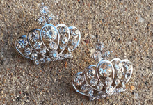 Load image into Gallery viewer, Rhinestone &quot;QUEENS CROWN&quot; Earrings
