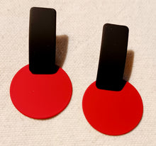Load image into Gallery viewer, Small minimalist colorblock earrings
